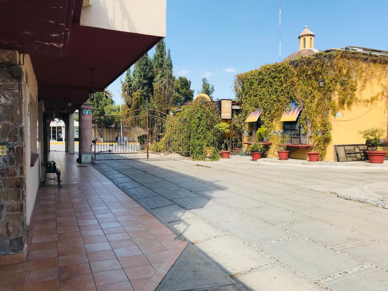 Hotel Huizache Saltillo Exterior foto